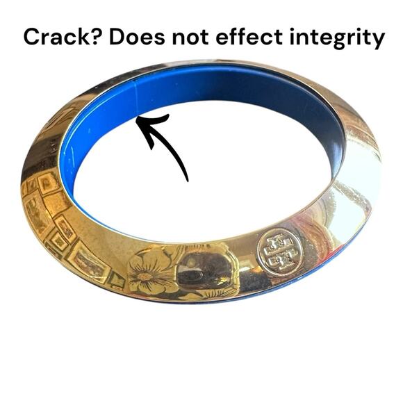 Tory Burch - Gold and Navy Resin Oval Bangle Bracelet - Picture 4 of 10